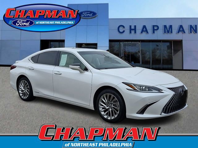 Used 2022 Lexus ES 300h w/ Accessory Package image 6