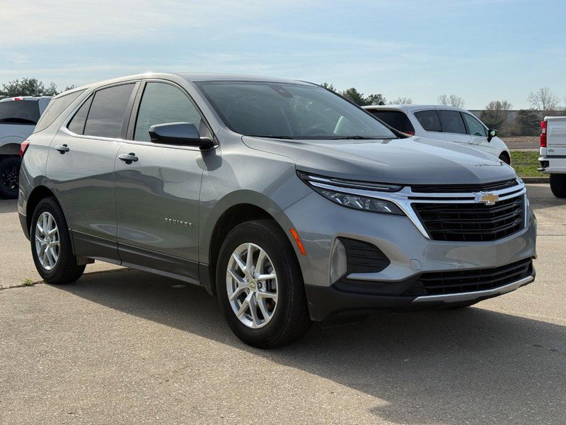 Used 2024 Chevrolet Equinox LT AWD/4WD image 8