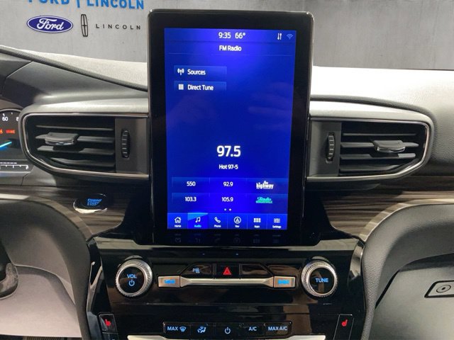 Certified 2024 Ford Explorer Limited w/ Limited Technology Package AWD/4WD image 16