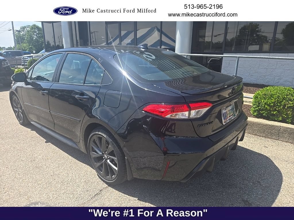 Used 2023 Toyota Corolla SE w/ Carpet Mat Package (TMS) FWD image 5