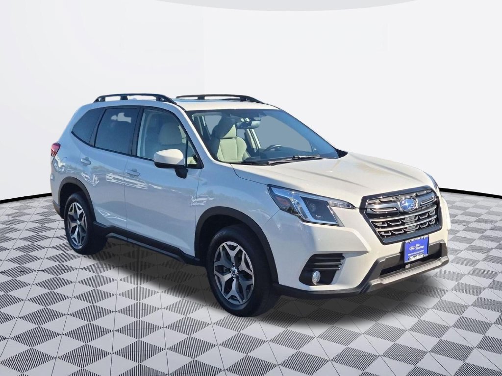 Used 2023 Subaru Forester Premium w/ Popular Package #2 AWD/4WD image 8