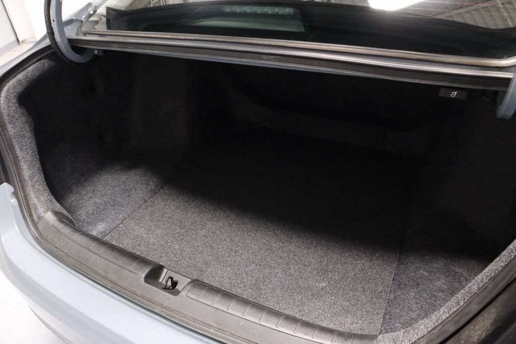Used 2022 Honda Accord Sport image 12