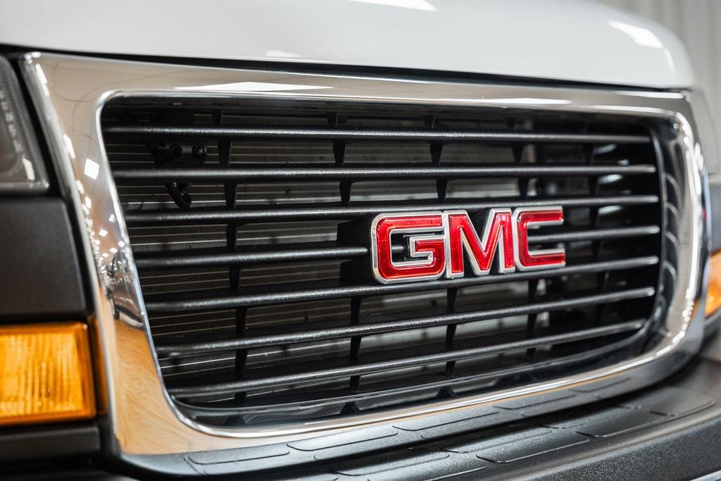 Used 2024 GMC Savana 2500 w/ Driver Convenience Package RWD image 14