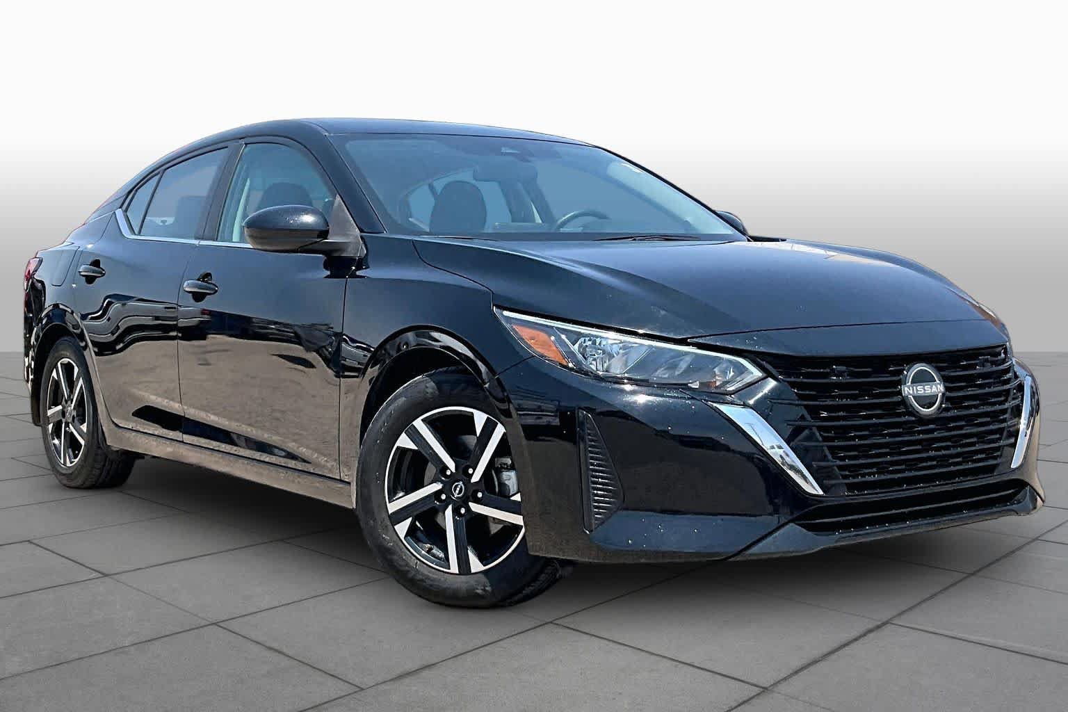 Used 2024 Nissan Sentra SV FWD image 3