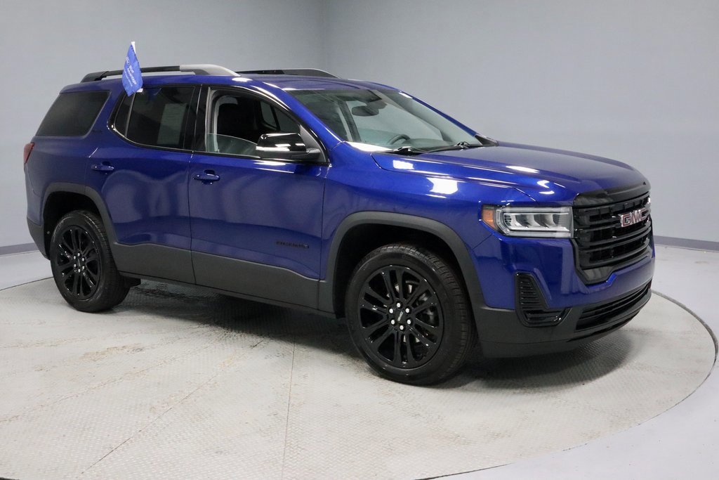 Used 2023 GMC Acadia SLE w/ Driver Convenience Package image 7