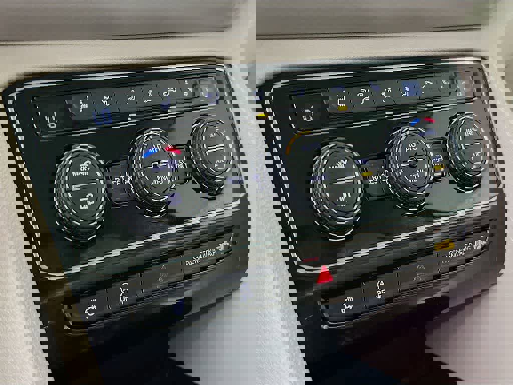 Used 2019 Volkswagen Atlas SEL R-Line image 21