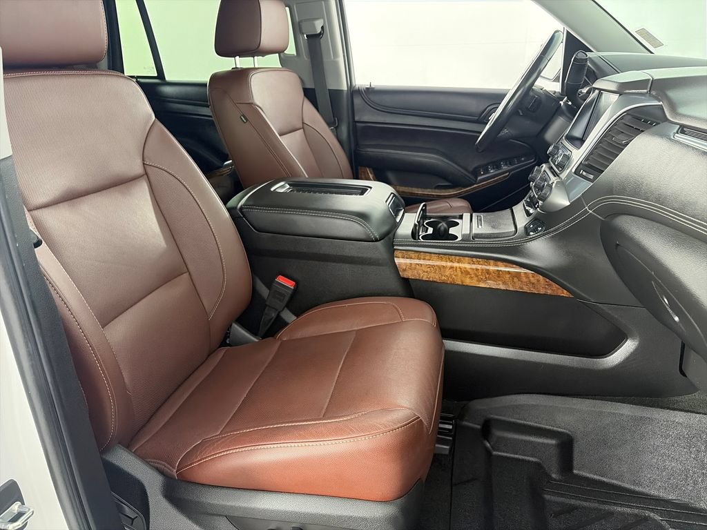 Used 2019 Chevrolet Tahoe Premier w/ Premier Plus Edition AWD/4WD image 33