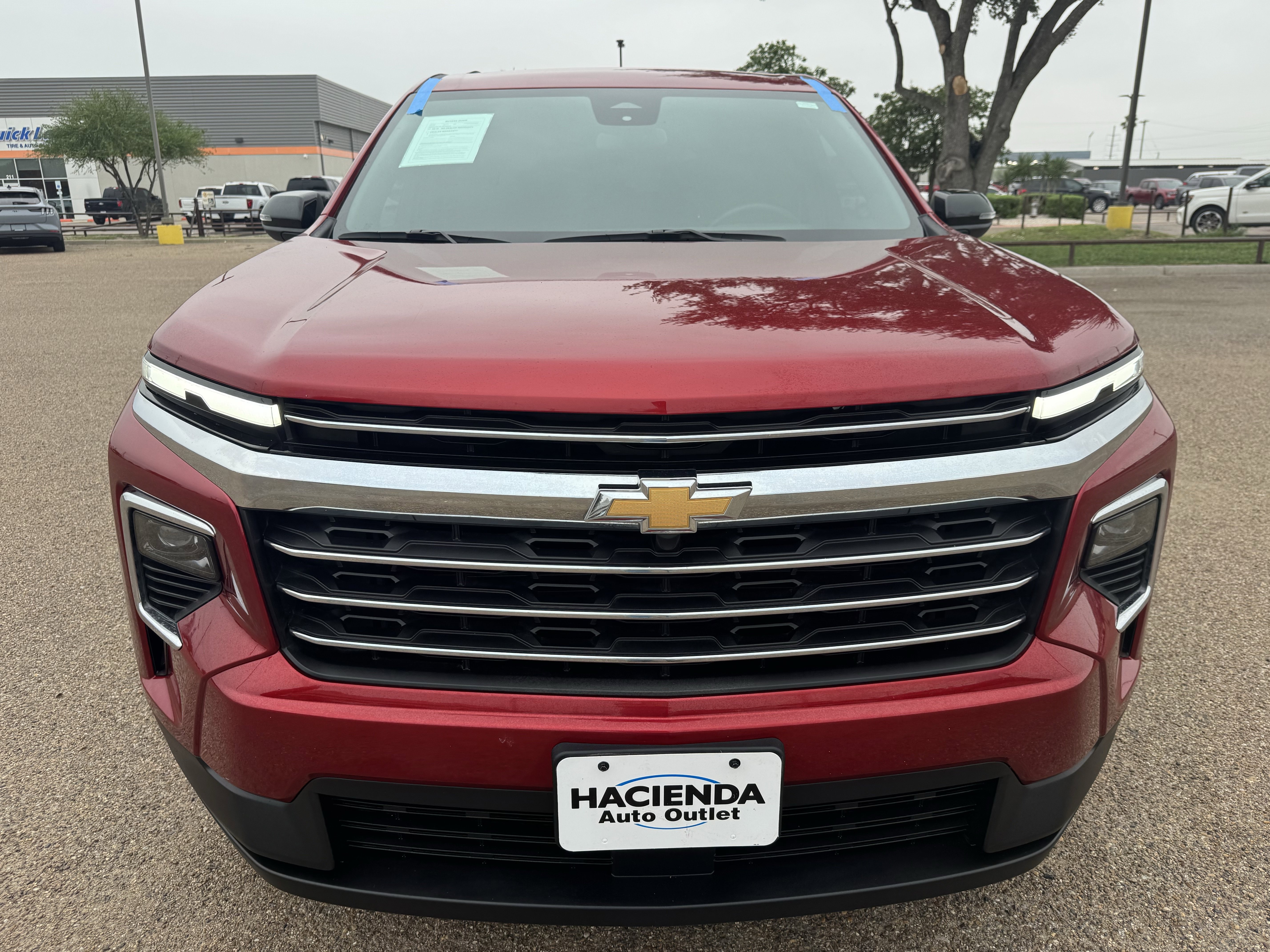Used 2025 Chevrolet Traverse LT w/ LPO, Floor Liner Package FWD image 6
