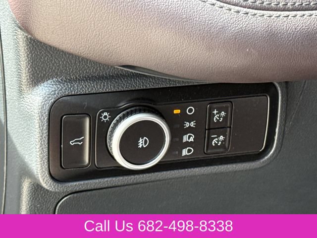 Certified 2025 Ford Explorer Platinum RWD image 25