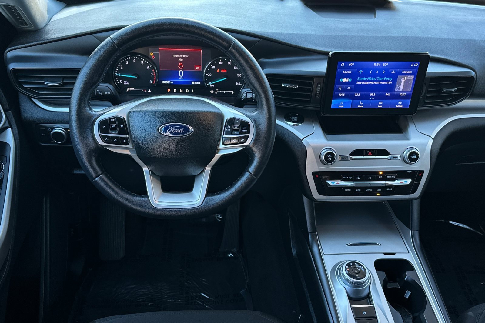 Certified 2022 Ford Explorer XLT image 13