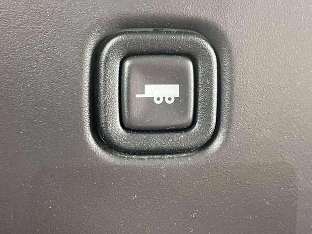 Used 2025 GMC Savana 2500 w/ Driver Convenience Package RWD image 31
