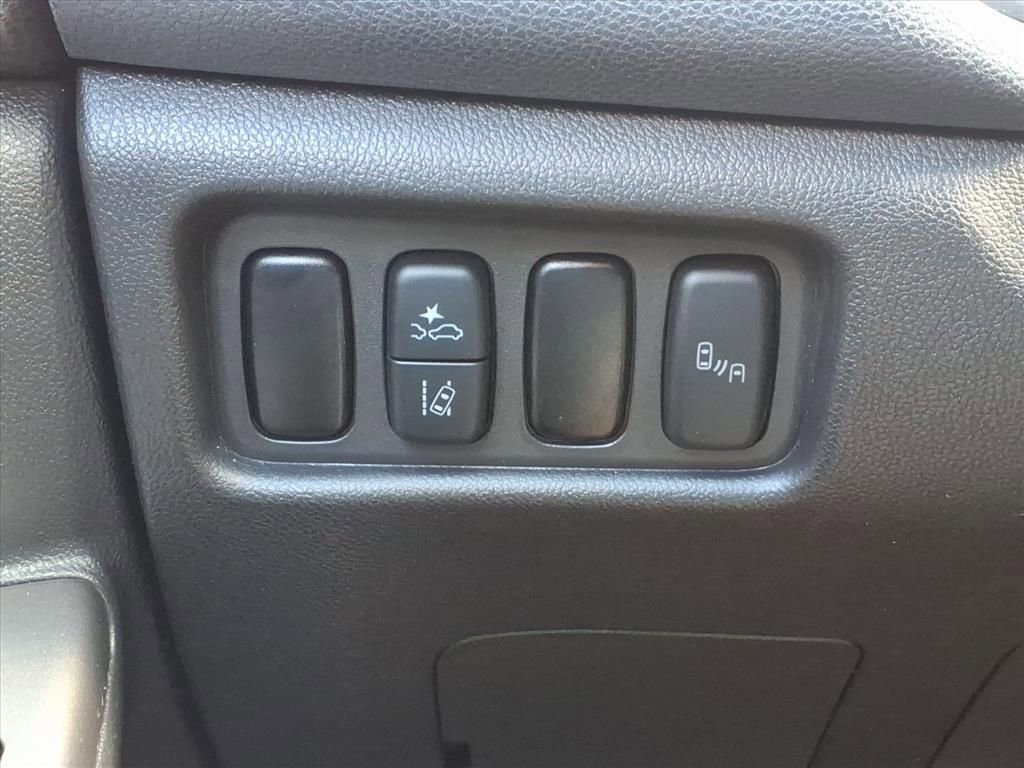 Used 2022 Mitsubishi Outlander Sport SE FWD image 19