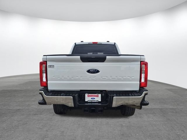 Certified 2024 Ford F250 XL w/ FX4 Off-Road Package image 5