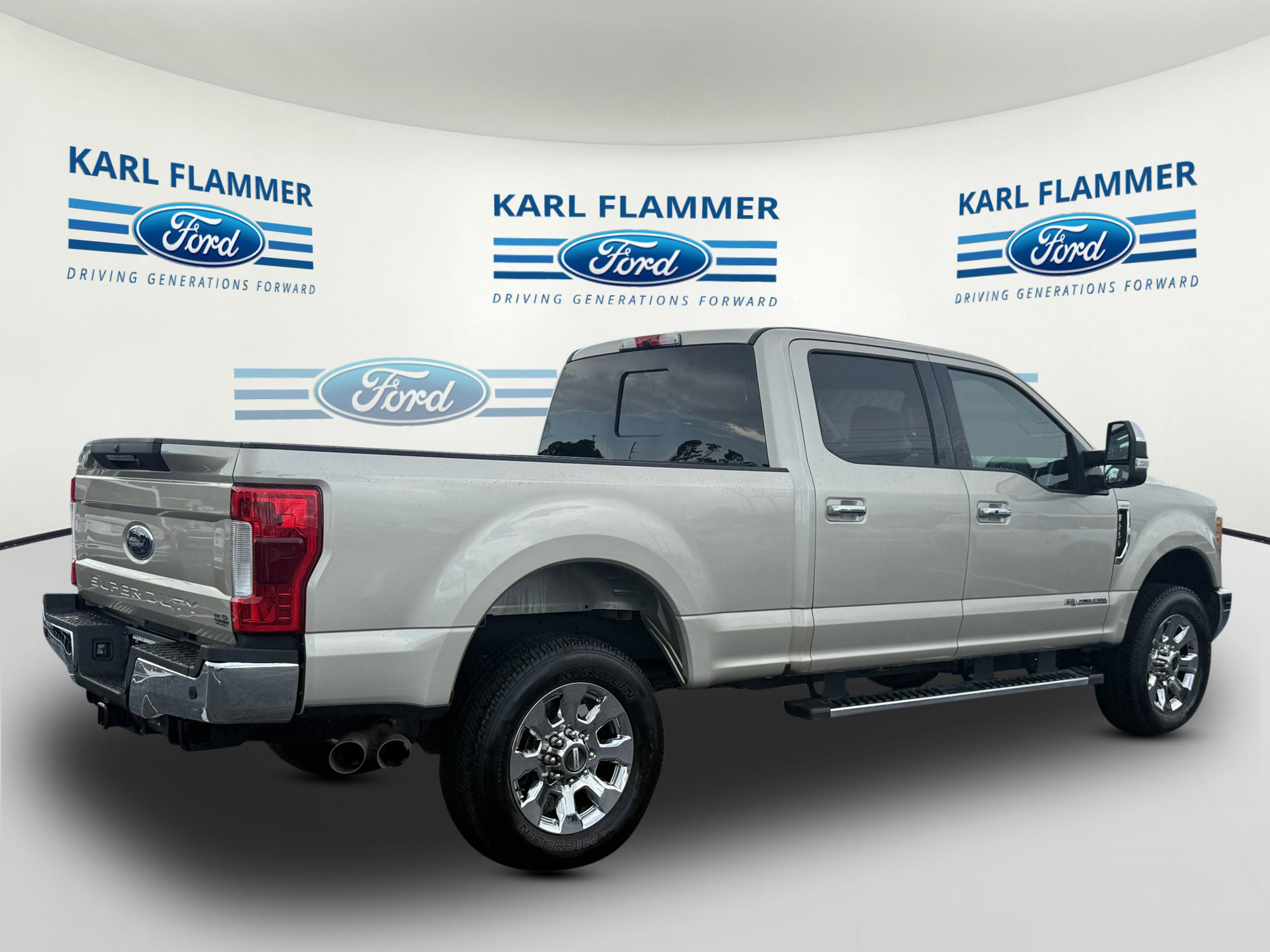Certified 2017 Ford F250 Lariat w/ Lariat Ultimate Package AWD/4WD image 3