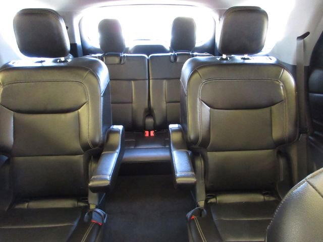 Certified 2023 Ford Explorer Limited w/ Limited Technology Package RWD image 24