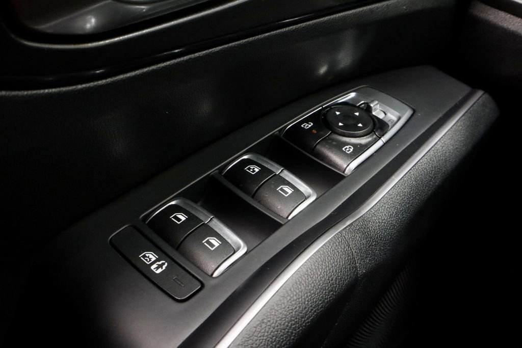 Used 2025 Kia Sorento S AWD/4WD image 27