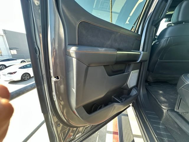 Certified 2023 Ford F450 Platinum w/ FX4 Off-Road Package AWD/4WD image 10