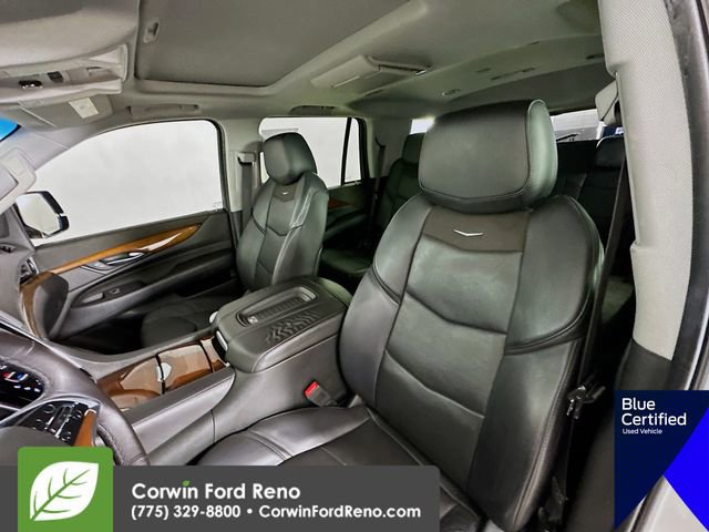 Used 2018 Cadillac Escalade Premium Luxury image 25