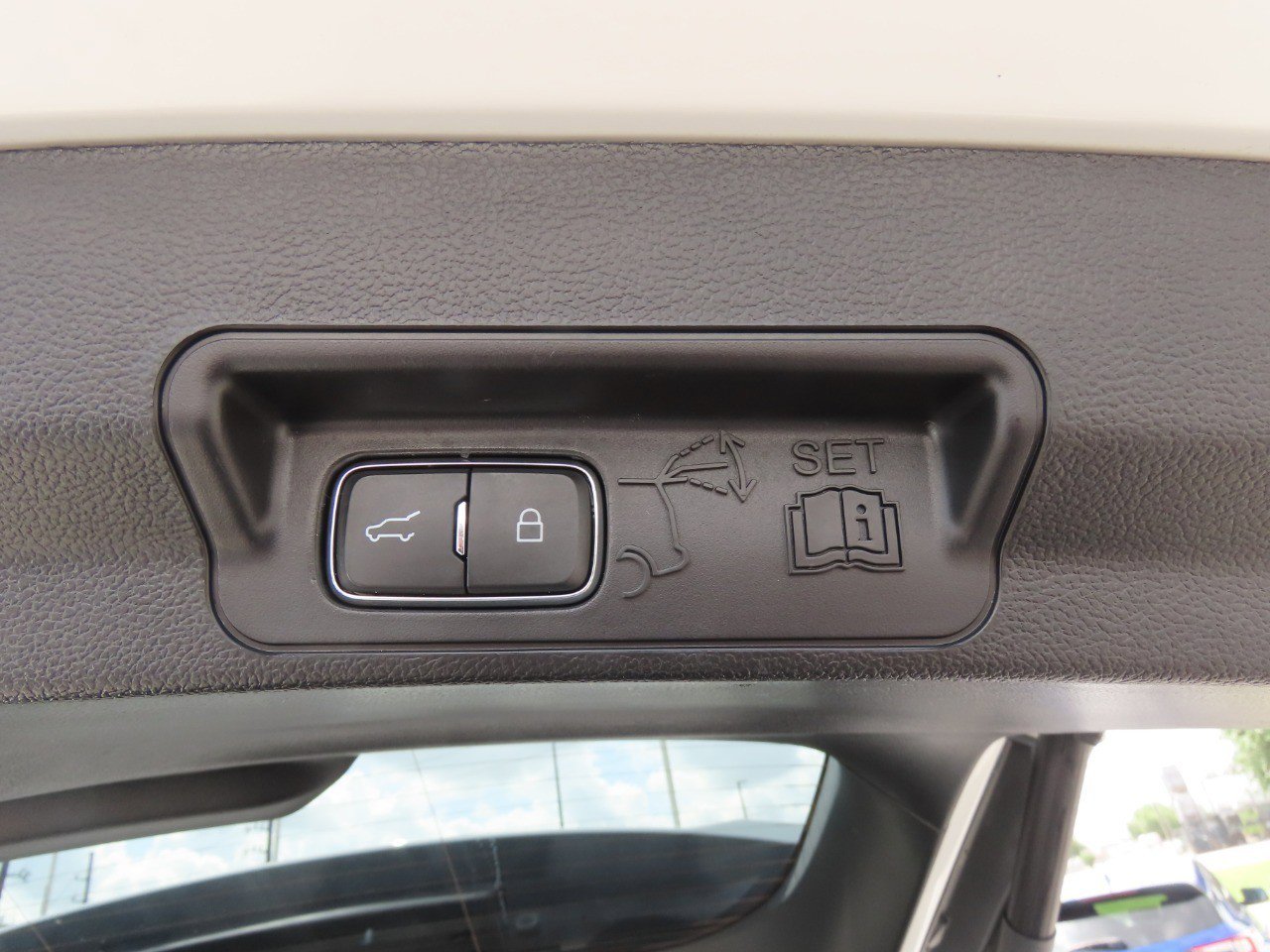 Certified 2022 Ford Explorer Timberline w/ Timberline Technology Package AWD/4WD image 15