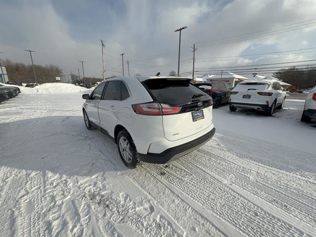 Certified 2023 Ford Edge SEL w/ Convenience Package AWD/4WD image 3