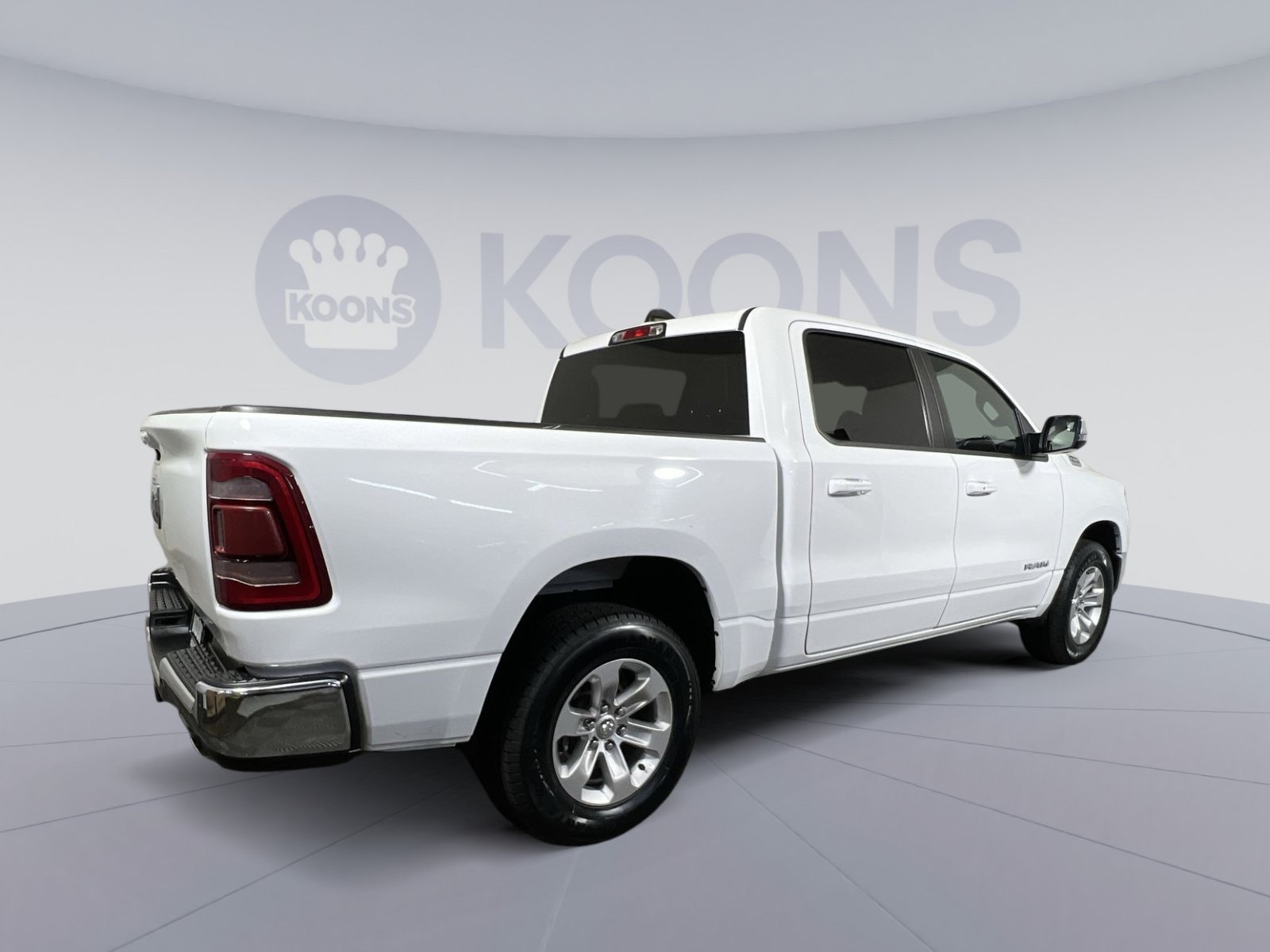 Used 2023 RAM 1500 Laramie AWD/4WD image 11