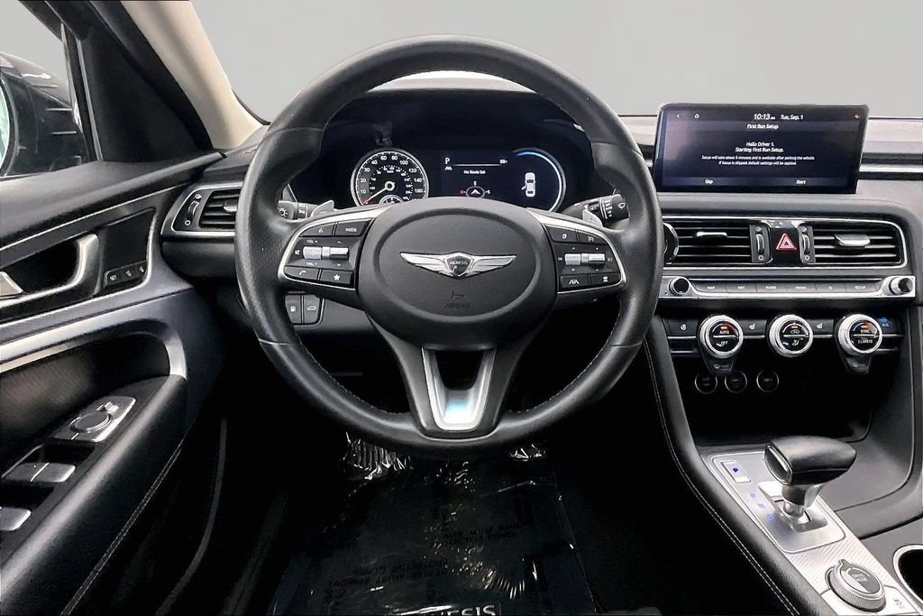 Used 2022 Genesis G70 3.3T AWD/4WD image 5