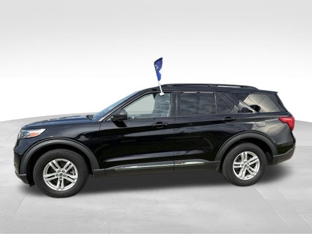 Certified 2022 Ford Explorer XLT w/ Equipment Group 202A AWD/4WD image 16