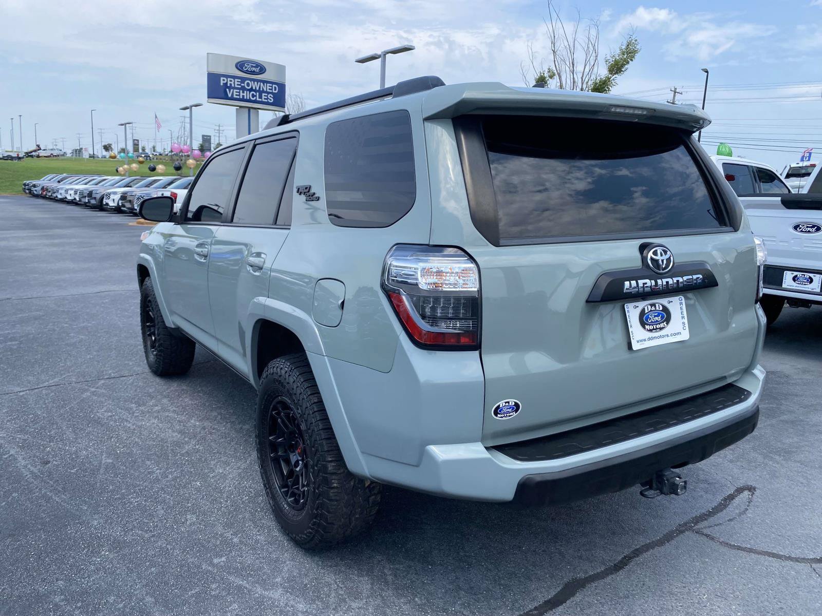 Used 2023 Toyota 4Runner TRD Off-Road Premium w/ Off Road Premium Plus Package AWD/4WD image 5