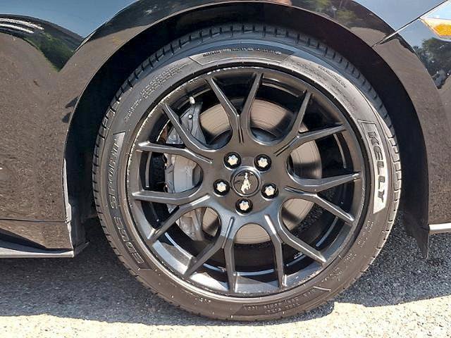 Certified 2018 Ford Mustang Coupe w/ Ecoboost Performance Package RWD image 9