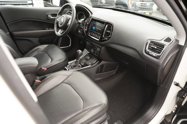 Used 2019 Jeep Compass Limited w/ Safety & Security Group AWD/4WD image 17