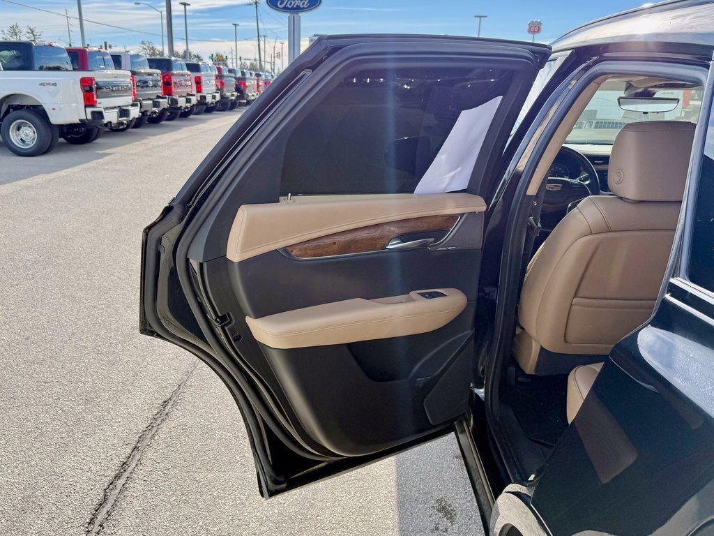 Used 2020 Cadillac XT5 Sportv w/ Platinum Package image 13