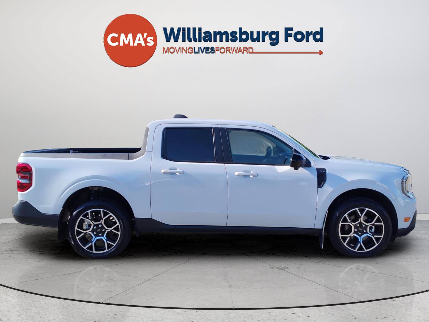 Certified 2025 Ford Maverick Lariat w/ 4K Tow Package AWD/4WD image 6