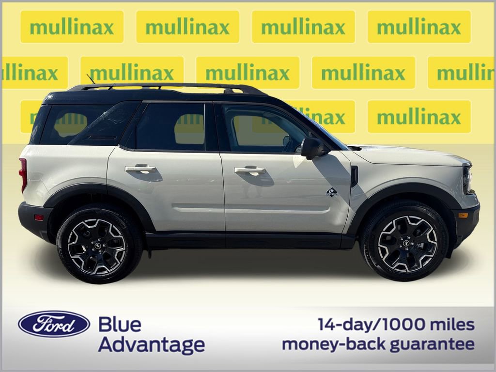 Certified 2025 Ford Bronco Sport Outer Banks w/ Outer Banks Tech Package+ image 2