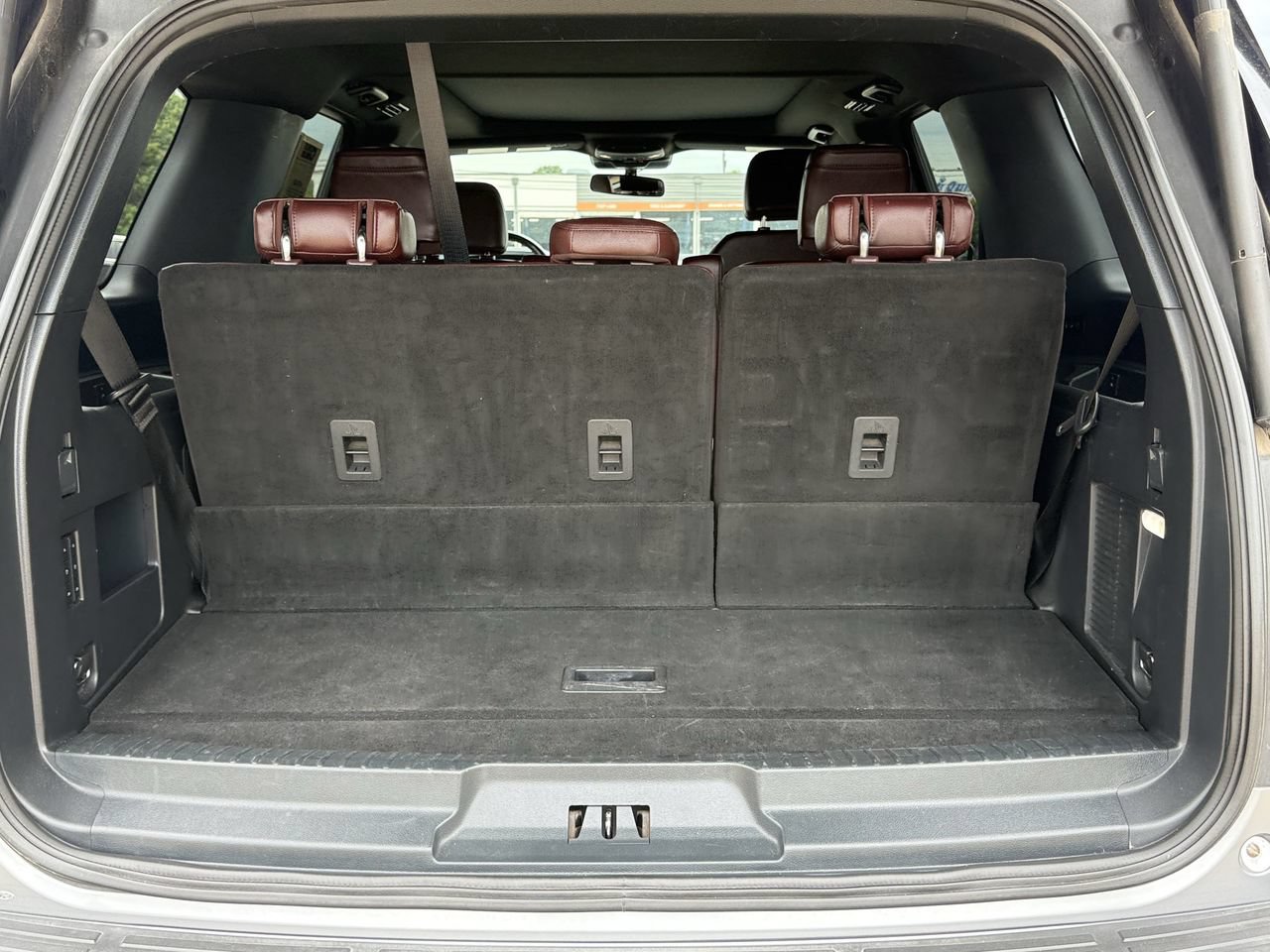Certified 2024 Ford Expedition Limited RWD image 29