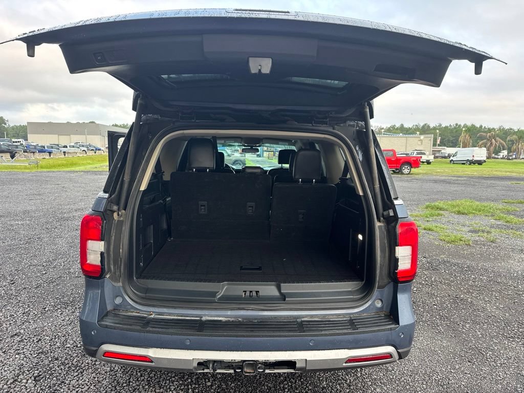 Certified 2022 Ford Expedition Max XLT RWD image 12