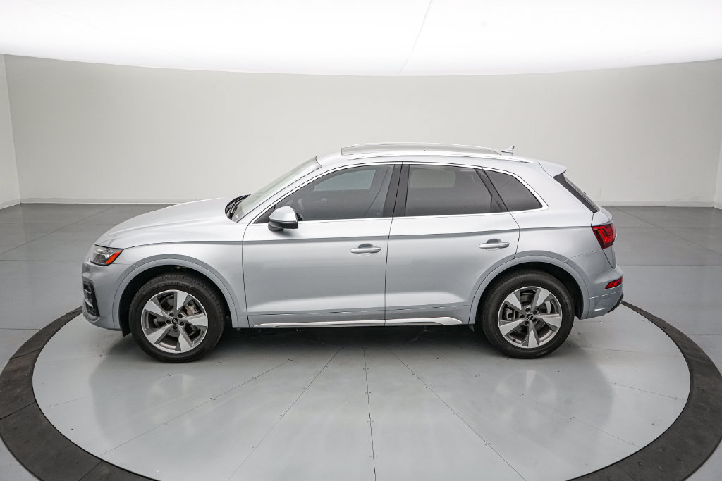 Used 2023 Audi Q5 2.0T Premium Plus w/ Premium Plus Package AWD/4WD image 7