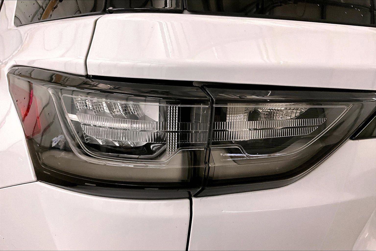 Used 2020 Chevrolet Traverse Premier w/ Redline Edition image 29