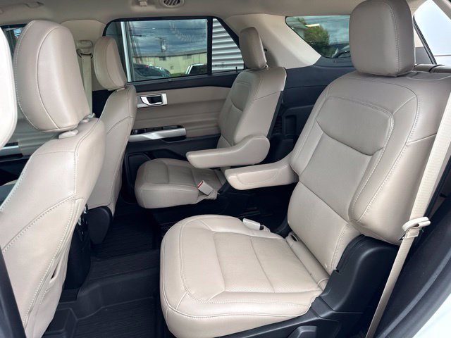 Certified 2022 Ford Explorer Limited w/ Equipment Group 301A AWD/4WD image 41