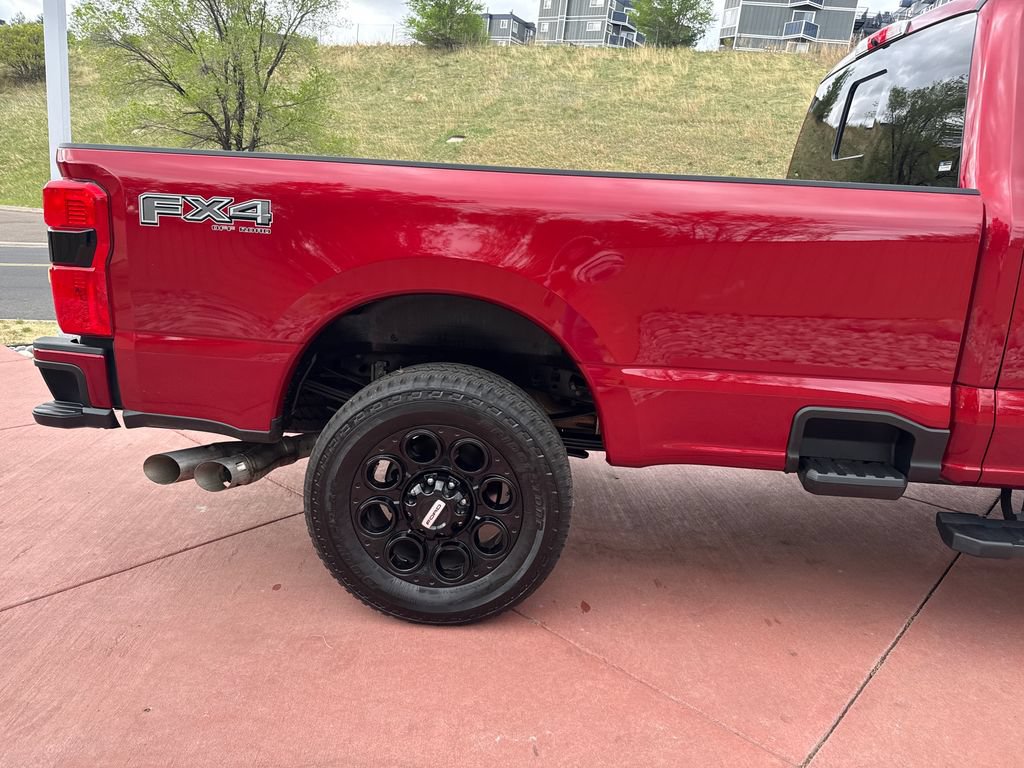 Certified 2026 Ford F250 Lariat w/ Black Appearance Package AWD/4WD image 32