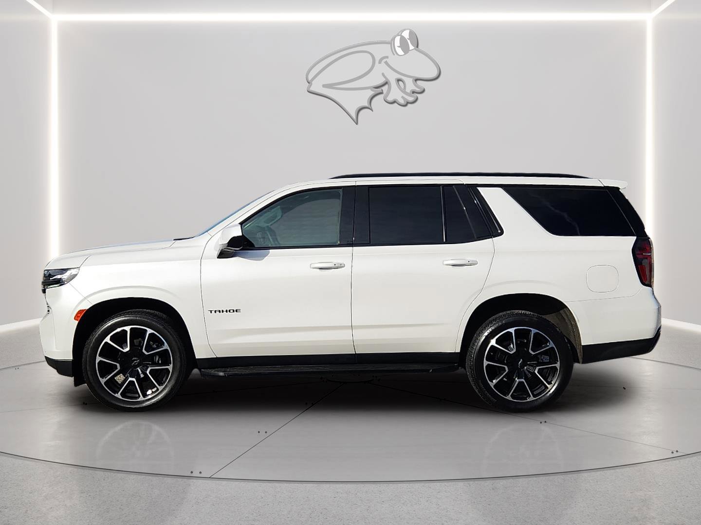 Used 2023 Chevrolet Tahoe RST image 2