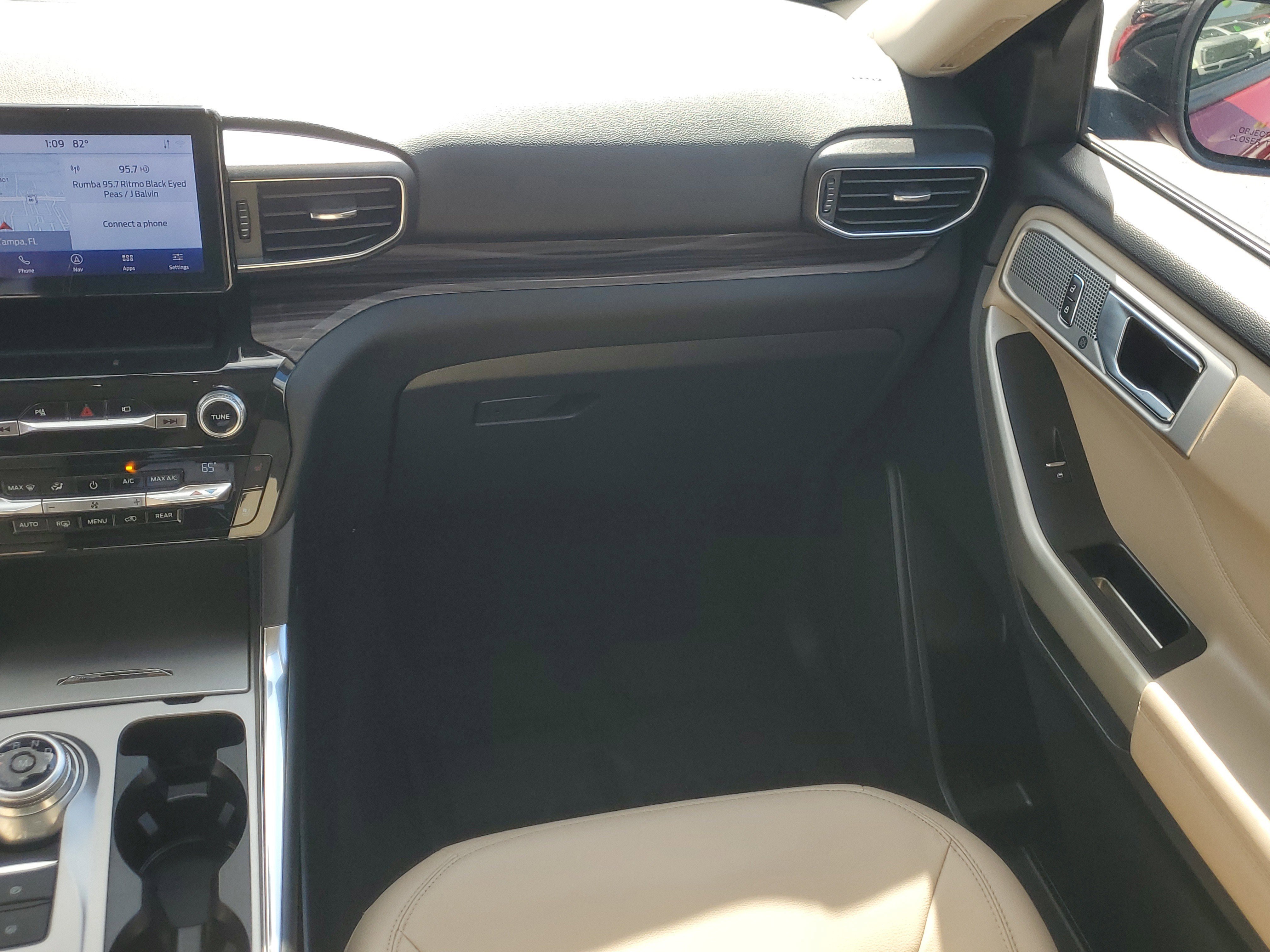 Certified 2021 Ford Explorer Limited w/ Equipment Group 301A image 19