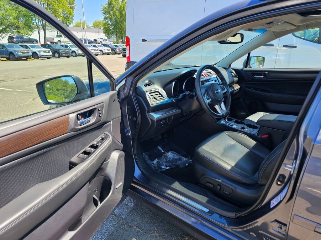 Used 2017 Subaru Legacy 2.5i Limited AWD/4WD image 14