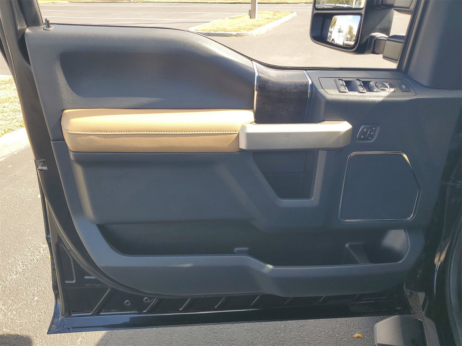 Certified 2022 Ford F250 Lariat image 14