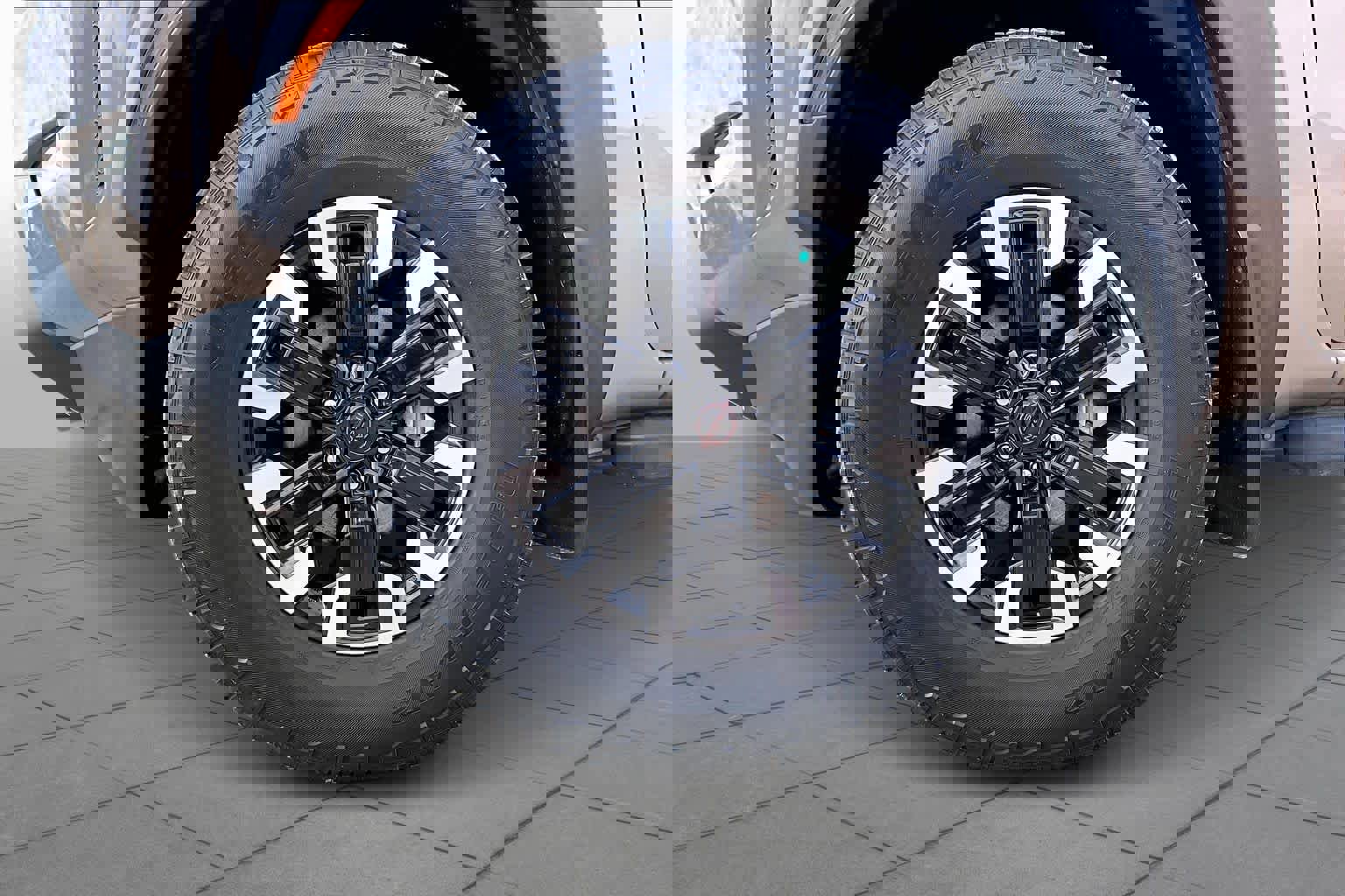 Used 2023 Nissan Frontier Pro-X w/ Pro Convenience Package image 11