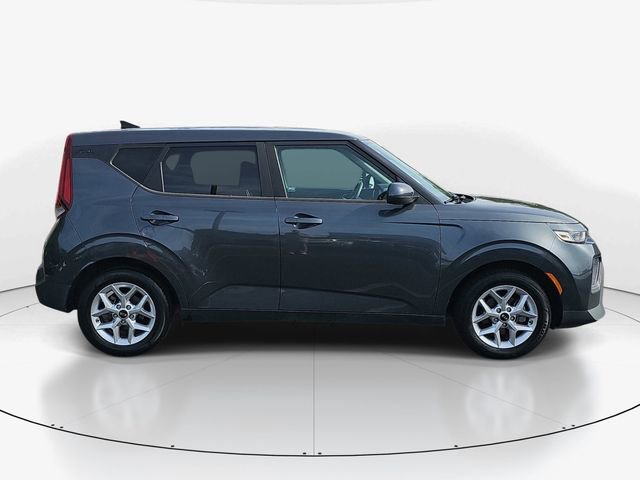 Used 2021 Kia Soul S FWD image 2