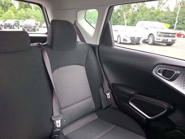 Used 2024 Kia Soul LX w/ Option Group 015 FWD image 14