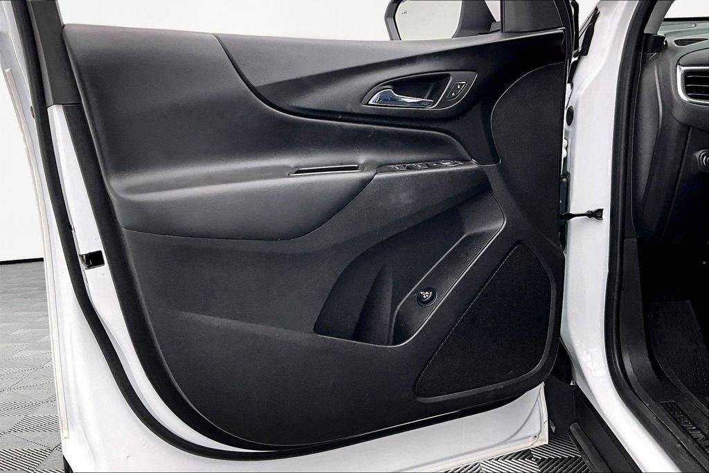 Used 2024 Chevrolet Equinox LT image 23