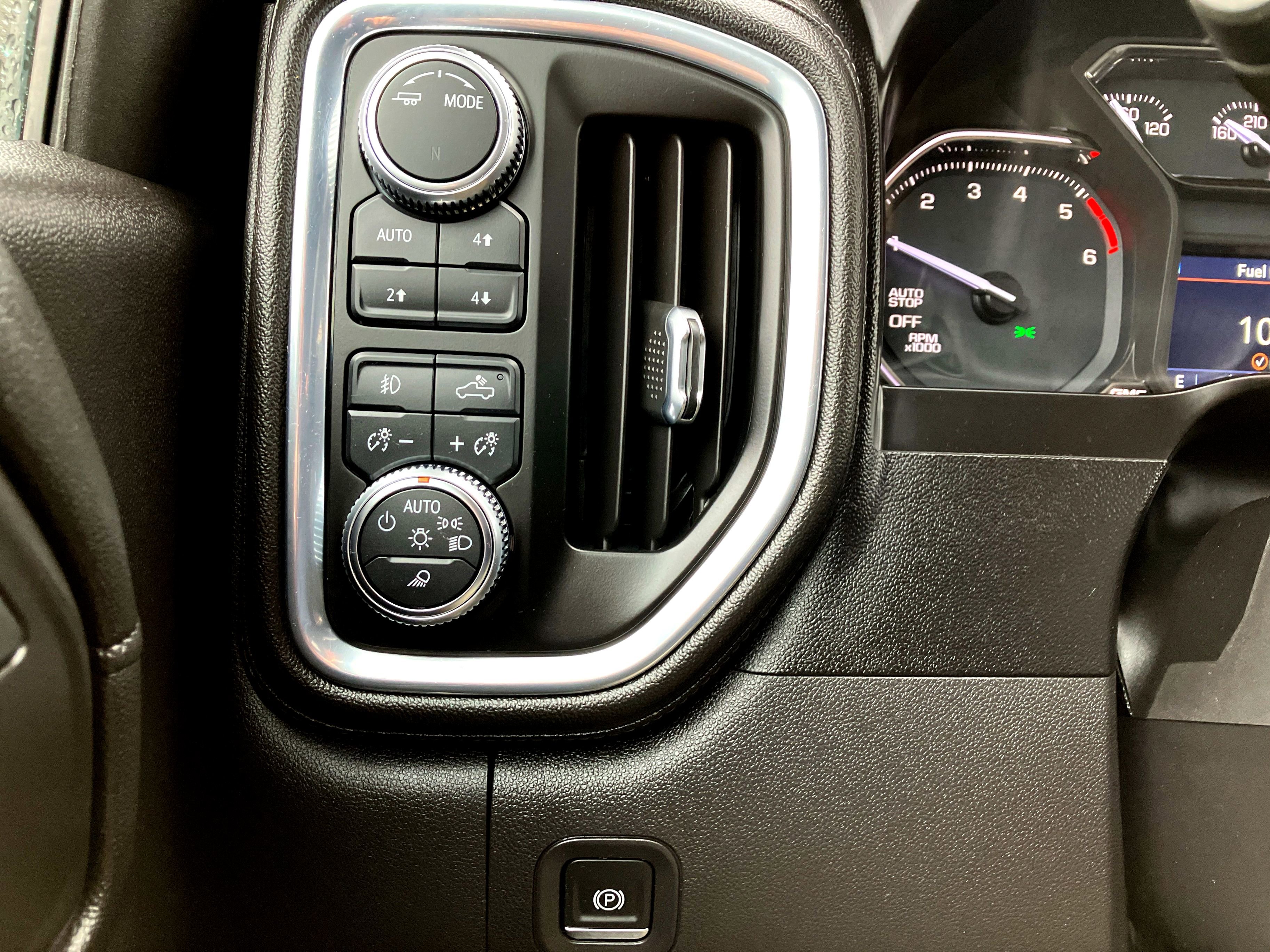 Used 2020 GMC Sierra 1500 Elevation w/ Elevation Value Package image 30