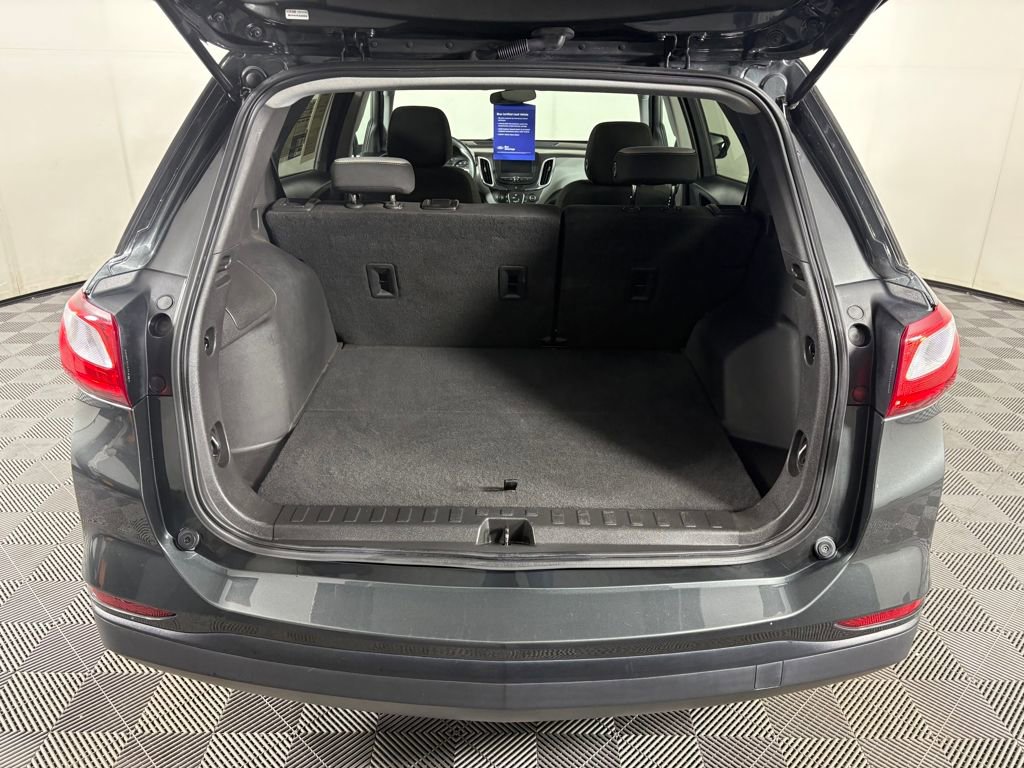 Used 2020 Chevrolet Equinox LS w/ LS Convenience Package image 31
