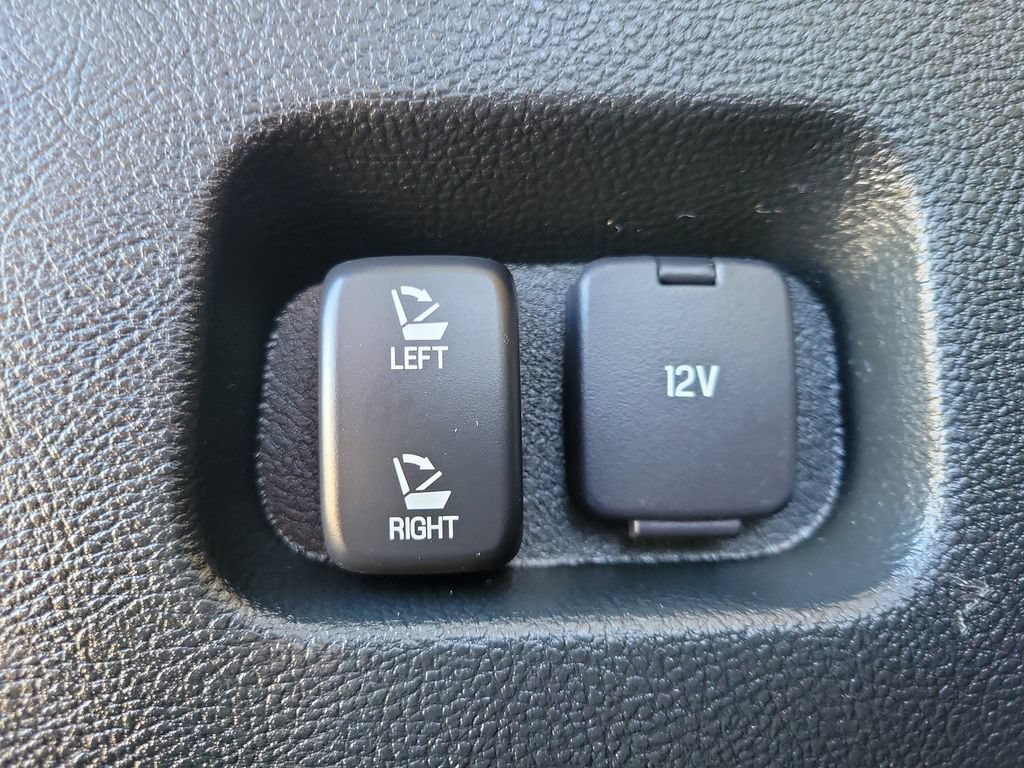 Certified 2022 Ford Edge SEL AWD/4WD image 9